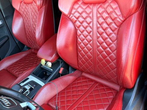 Used 2019 Audi SQ5 Premium Plus w/ Premium Plus Package image 22