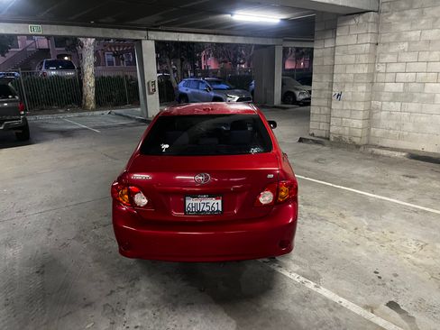 Used 2010 Toyota Corolla LE image 5