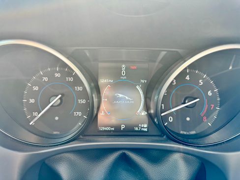 Used 2017 Jaguar F-PACE S AWD/4WD image 9