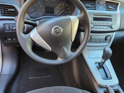 Used 2013 Nissan Sentra S image 9