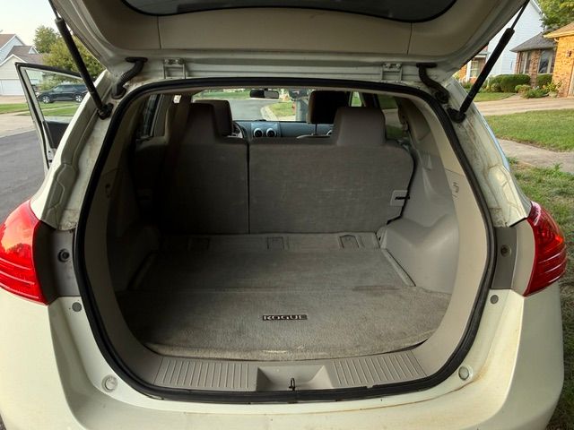 Used 2012 Nissan Rogue S w/ Special Edition Pkg FWD image 9