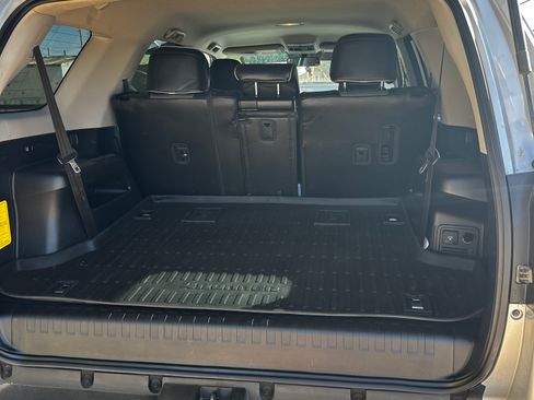 Used 2018 Toyota 4Runner SR5 image 14