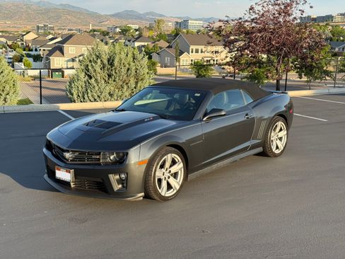 Used 2013 Chevrolet Camaro ZL1 RWD image 11