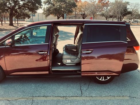 Used 2016 Honda Odyssey EX-L image 14