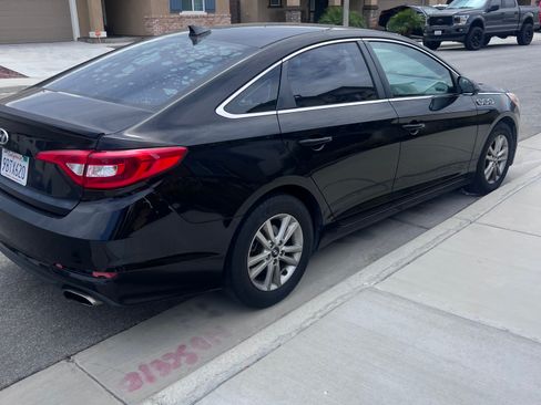 Used 2017 Hyundai Sonata SE FWD image 1