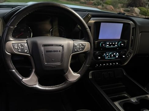 Used 2019 GMC Sierra 3500 Denali AWD/4WD image 11