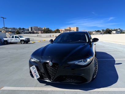 Used 2018 Alfa Romeo Giulia Ti w/ Quick Order Package 22Z Lusso