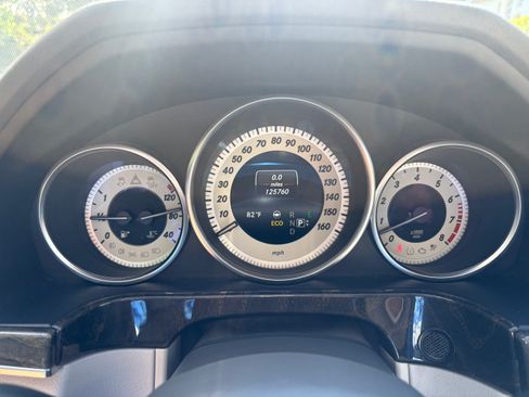 Used 2014 Mercedes-Benz E 550 E 550 4MATIC Sedan 4D image 16