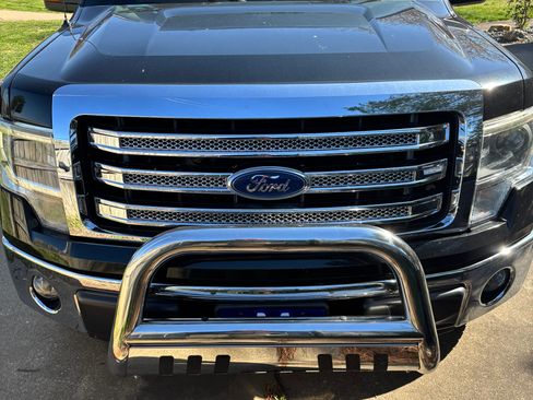 Used 2013 Ford F150 Lariat w/ Luxury Equipment Group image 2