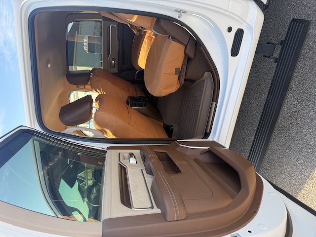 Used 2022 RAM 3500 Laramie AWD/4WD image 14