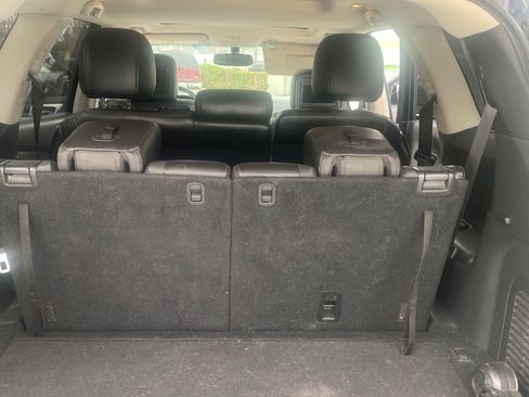 Used 2013 Nissan Pathfinder Platinum w/ Platinum Premium Pkg image 2