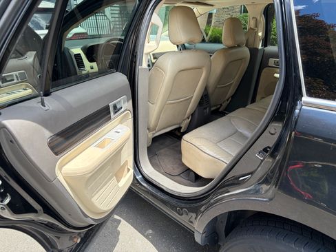 Used 2008 Lincoln MKX AWD image 10