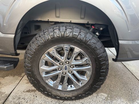 Used 2025 Ford F150 Lariat w/ Equipment Group 501A Mid image 18