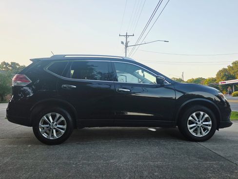 Used 2015 Nissan Rogue SV AWD/4WD image 10