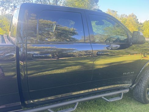 Used 2022 RAM 2500 Laramie w/ Night Edition AWD/4WD image 2
