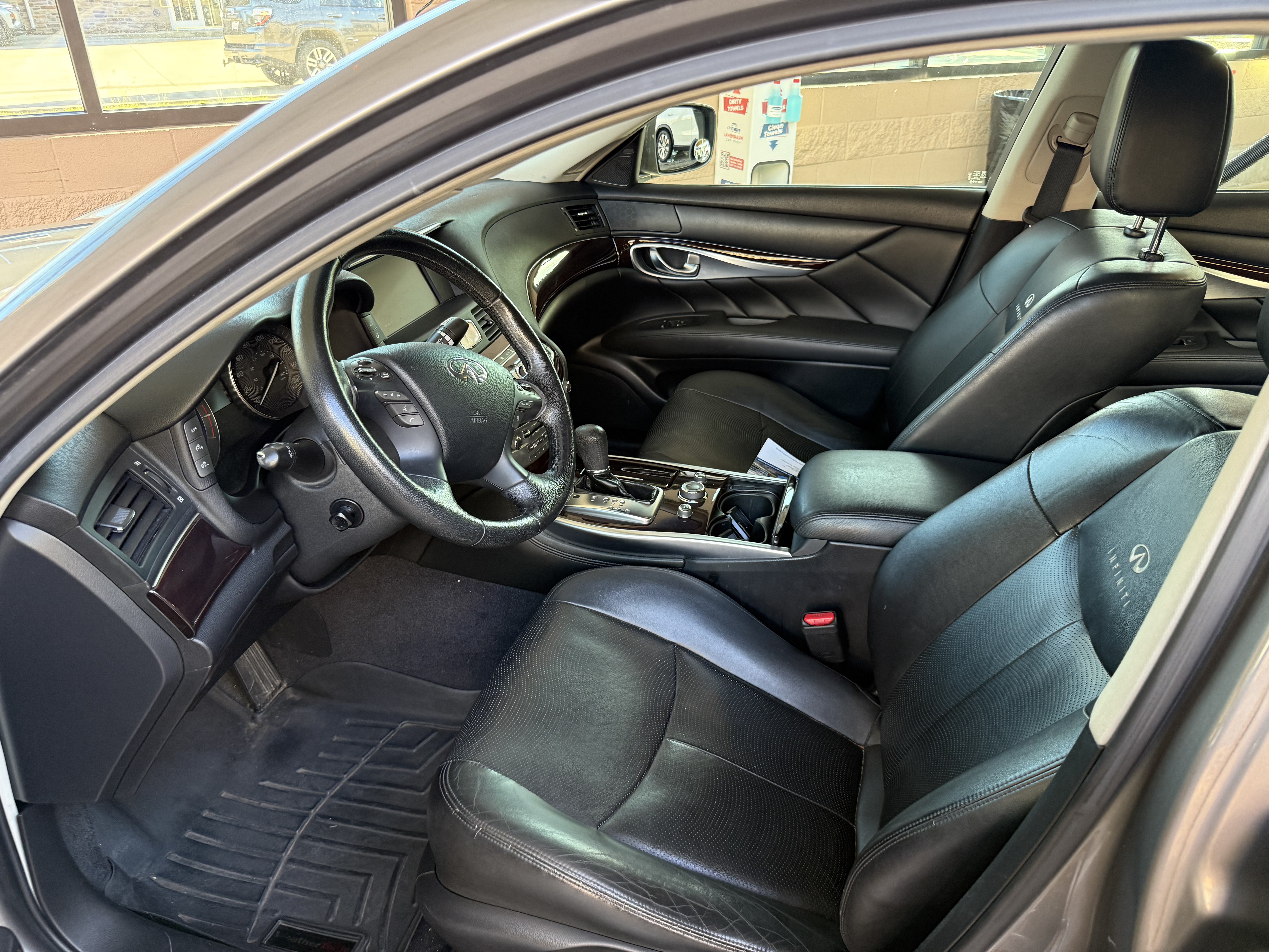 Used 2012 INFINITI M37 x w/ Premium Pkg AWD/4WD image 10