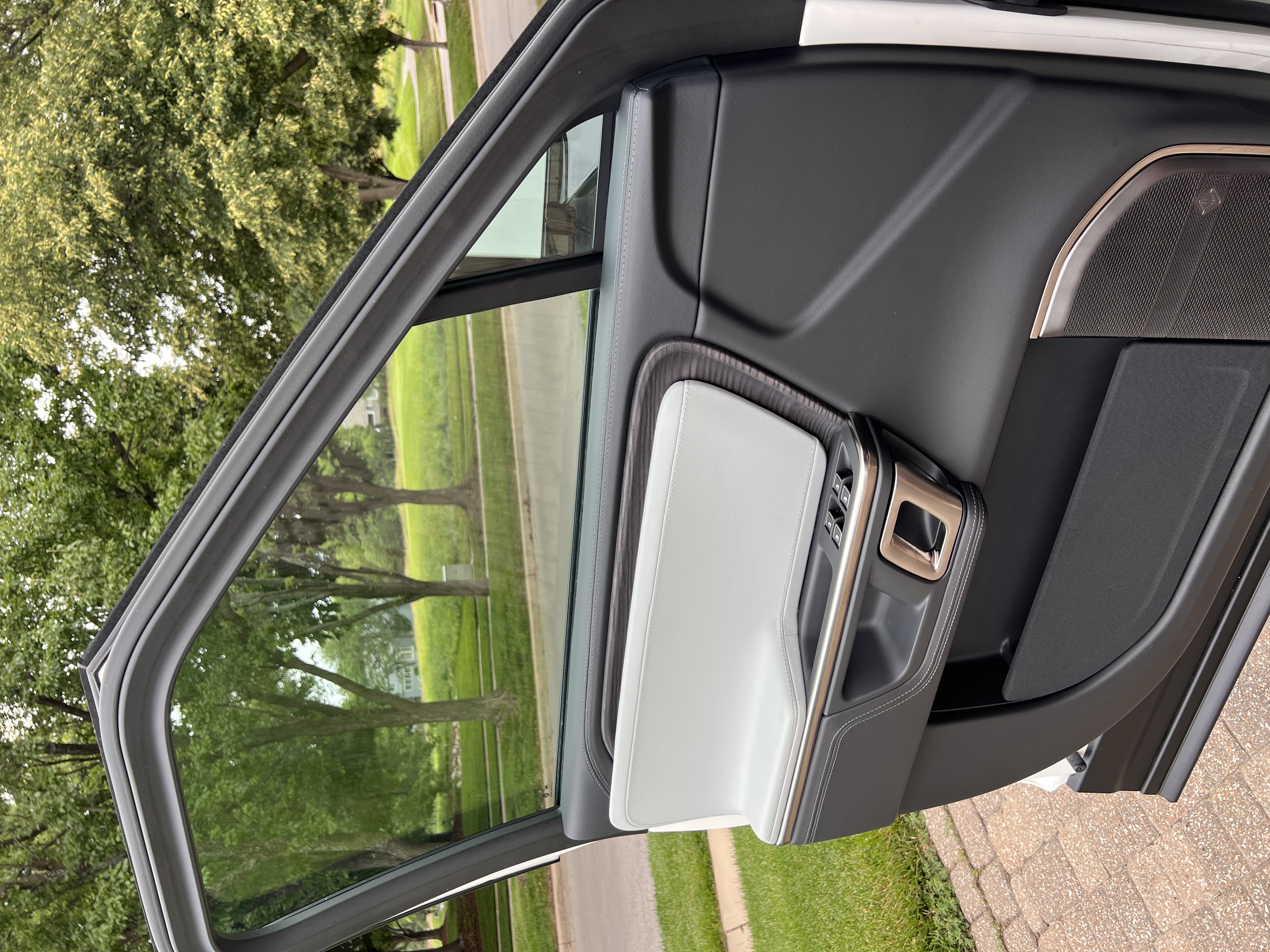 Used 2023 Rivian R1S Adventure Quad AWD/4WD image 11