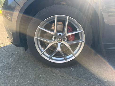 Used 2018 Alfa Romeo Stelvio Ti Sport image 10