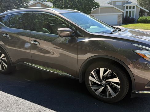 Used 2015 Nissan Murano Platinum w/ Platinum Technology Package AWD/4WD image 2