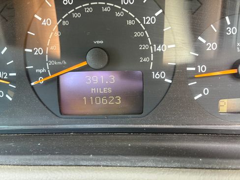 Used 2003 Mercedes-Benz CLK 320 Cabriolet image 11