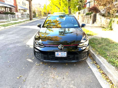 Used 2022 Volkswagen GTI S image 4