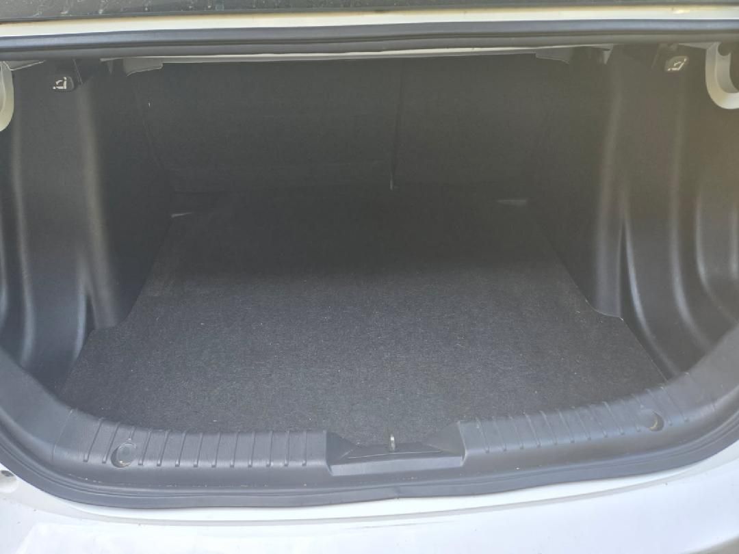 Used 2016 Scion iA FWD image 10