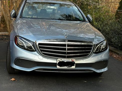 Used 2017 Mercedes-Benz E 300 E 300 4MATIC Sedan 4D image 1