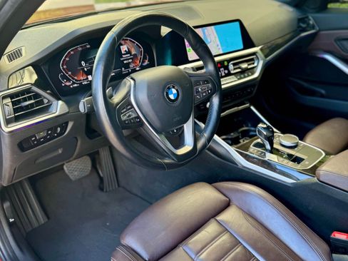 Used 2020 BMW 330i Sedan w/ Premium Package image 8