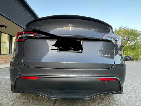 Used 2022 Tesla Model Y Performance AWD/4WD image 15