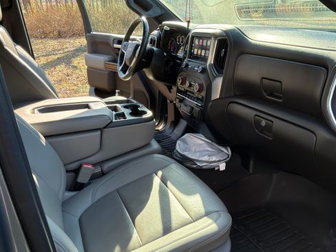 Used 2021 Chevrolet Silverado 1500 LT w/ All Star Edition Plus image 17