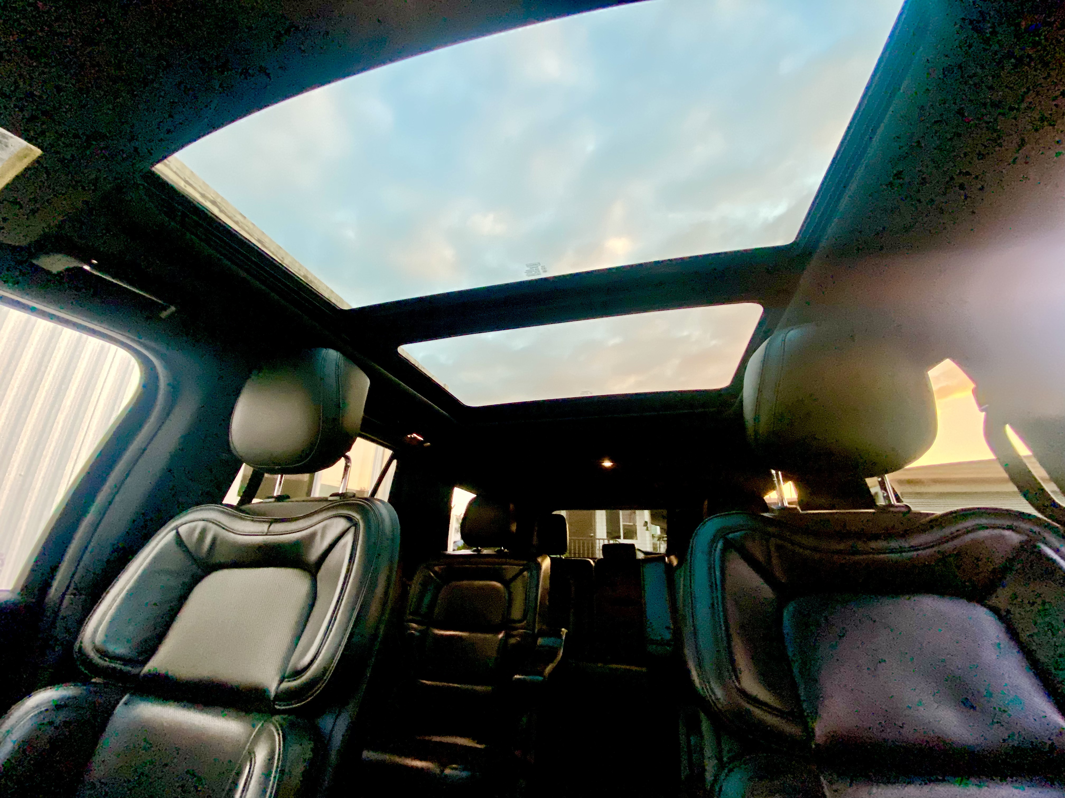 Used 2018 Lincoln Navigator L Select RWD image 16