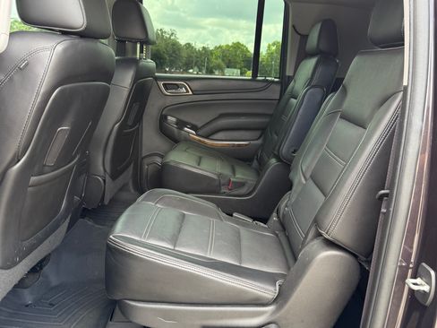 Used 2016 GMC Yukon XL Denali w/ Open Road Package AWD/4WD image 12