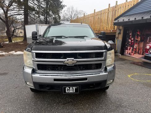 Used 2009 Chevrolet Silverado 2500 LTZ w/ Safety Package image 6