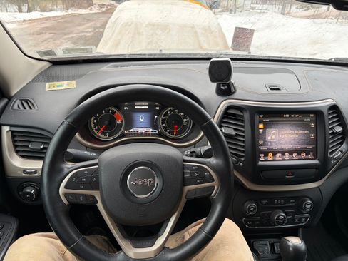 Used 2016 Jeep Cherokee Limited image 15