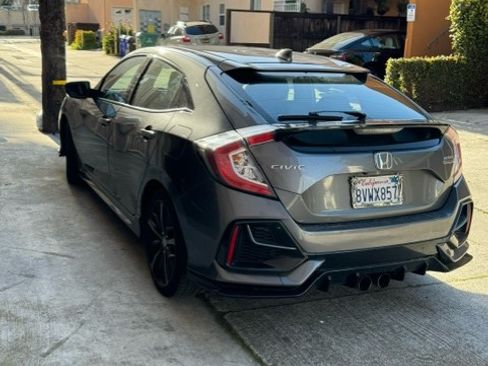 Used 2021 Honda Civic Sport Touring image 9