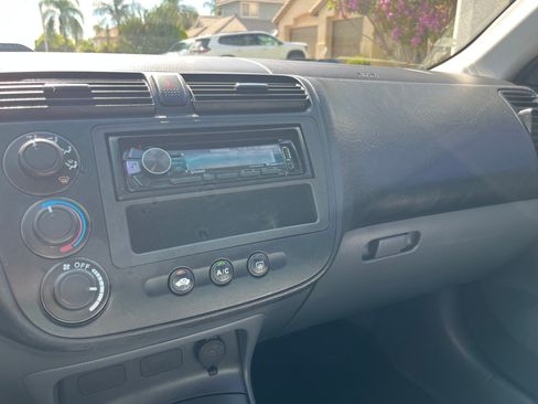Used 2005 Honda Civic LX image 9