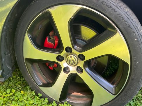 Used 2018 Volkswagen GTI S FWD image 9