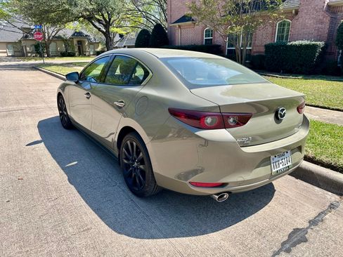 Used 2024 MAZDA MAZDA3 s image 9