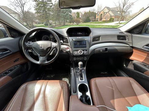 Used 2021 Acura ILX w/ Premium Package image 12