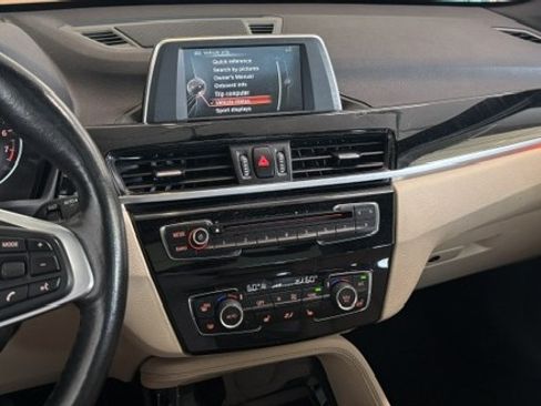 Used 2016 BMW X1 xDrive28i AWD/4WD image 4