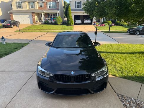 Used 2017 BMW M3 RWD image 4