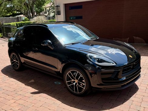 Used 2023 Porsche Macan AWD/4WD image 5