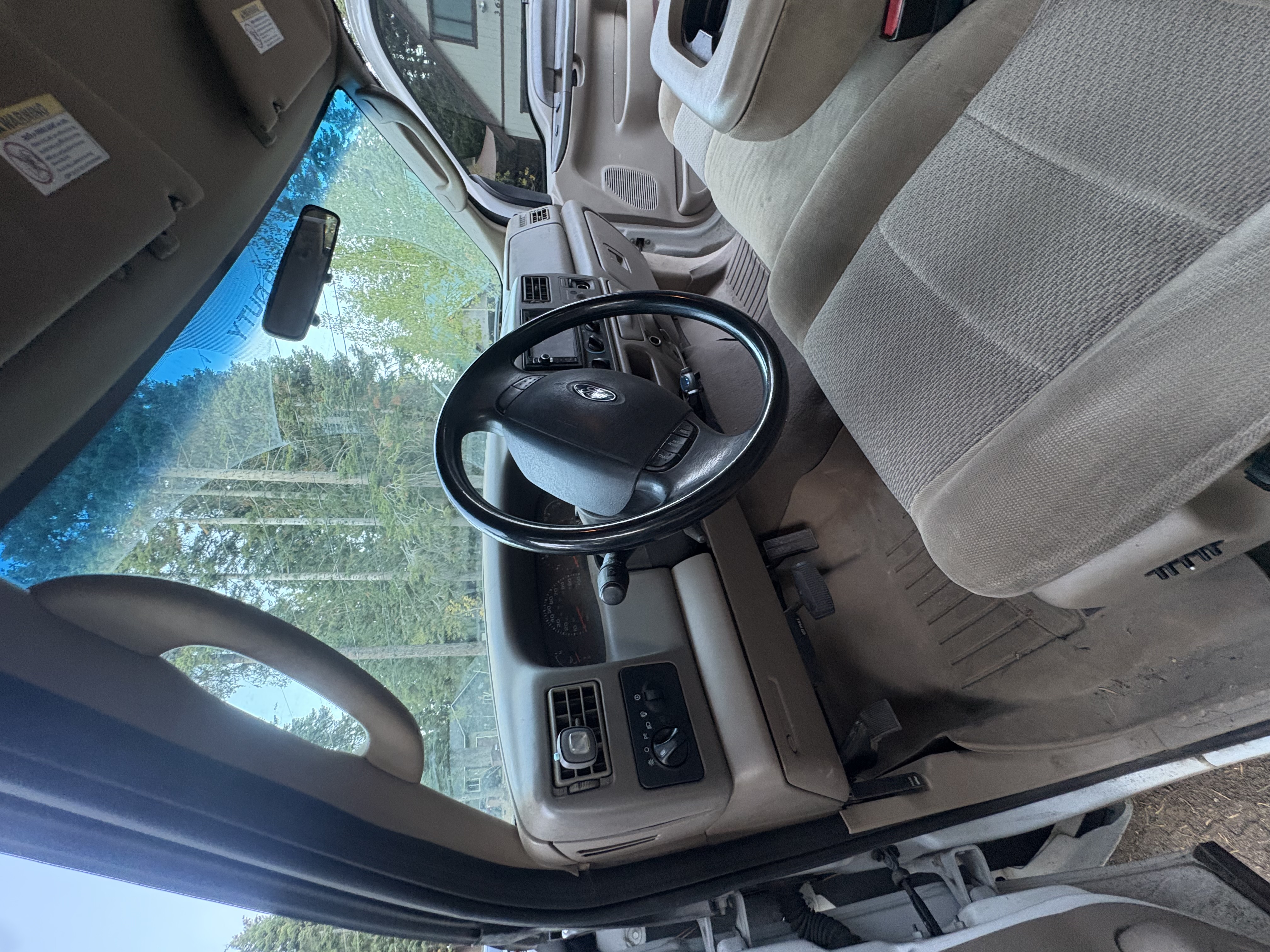Used 2003 Ford F250 XLT AWD/4WD image 2