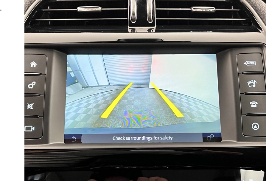 Used 2018 Jaguar XE Premium RWD image 2