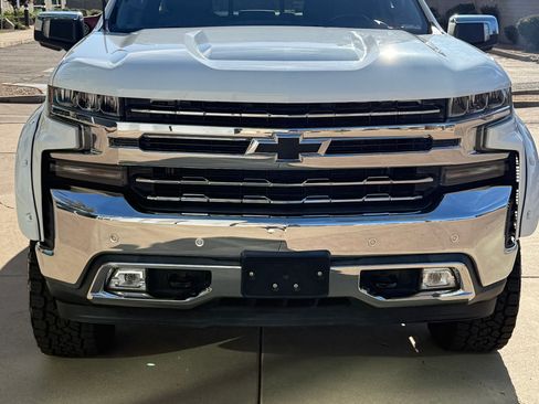 Used 2019 Chevrolet Silverado 1500 LTZ w/ LTZ Plus Package image 2