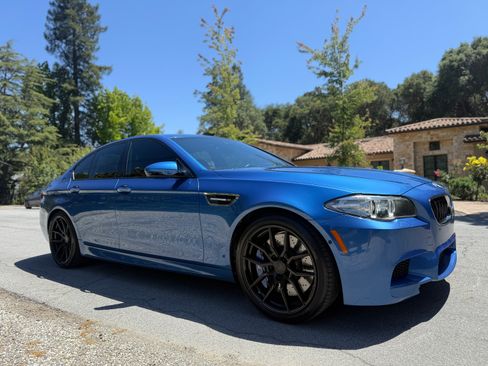 Used 2014 BMW M5 RWD image 11