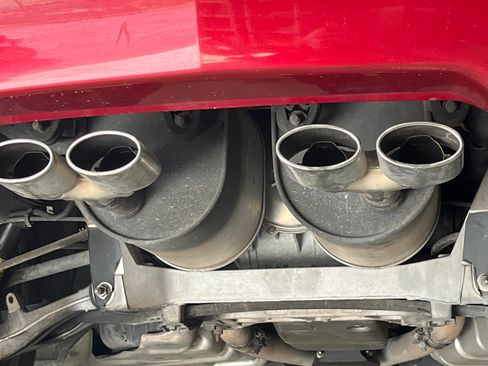 Used 2005 Cadillac XLR image 32