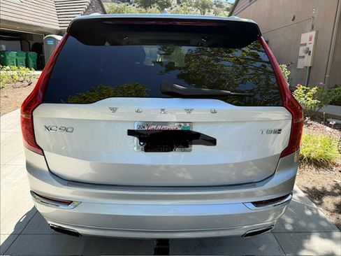 Used 2018 Volvo XC90 T8 Inscription w/ Luxury Package AWD/4WD image 4