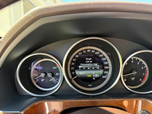 Used 2014 Mercedes-Benz E 350 E 350 Sedan 4D image 1