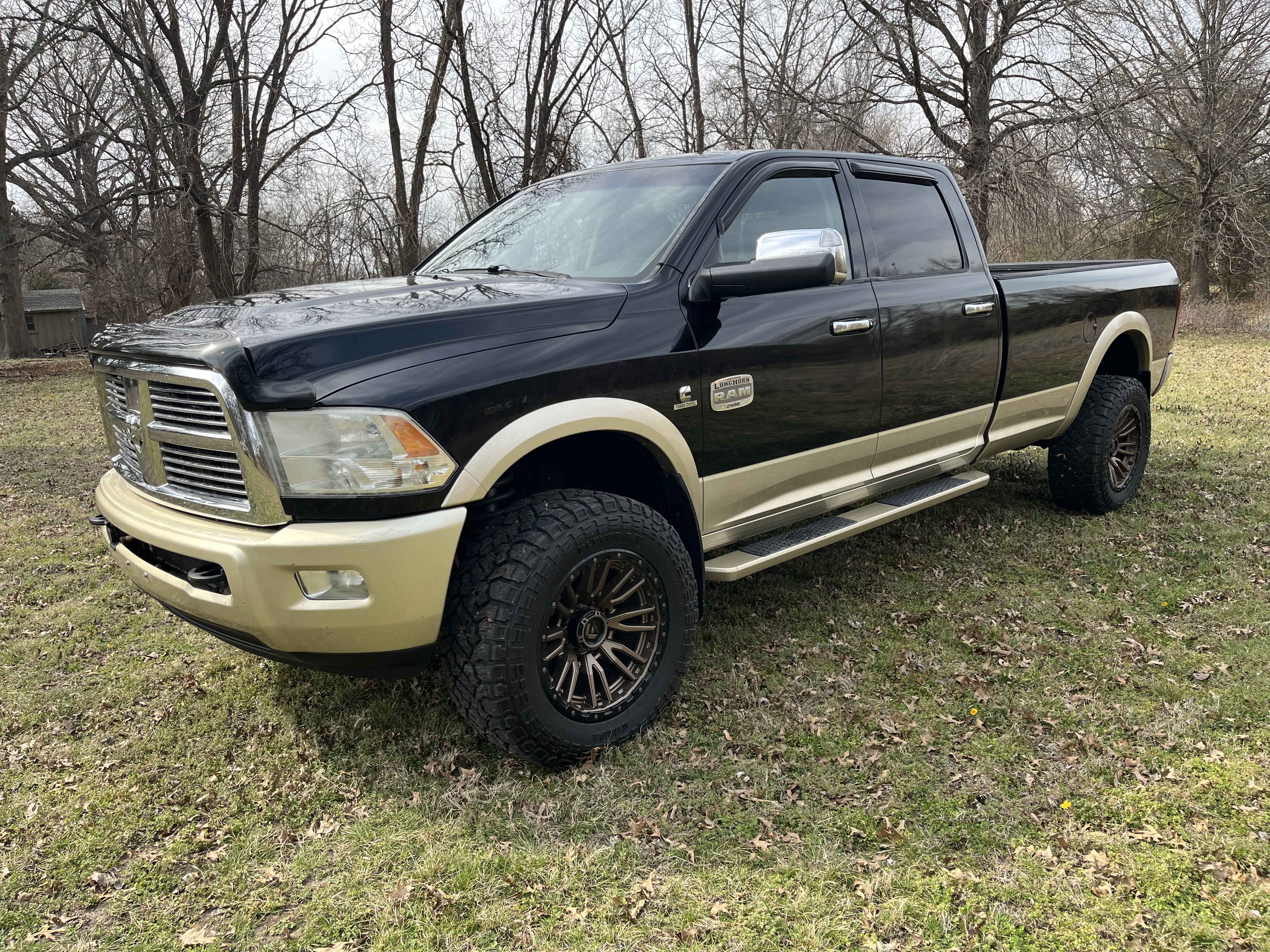 Used 2012 RAM 2500 Longhorn w/ Protection Group AWD/4WD image 2